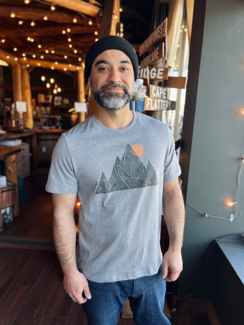 PEAK tee