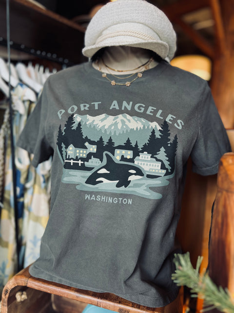 PORT ANGELES boxy cropped tee