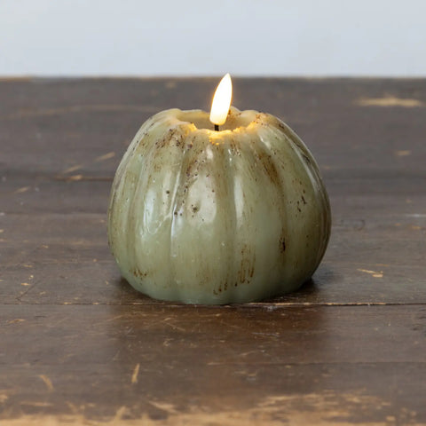 FLICKER faux-flame pumpkin candle