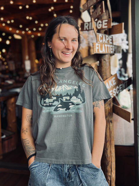 PORT ANGELES boxy cropped tee
