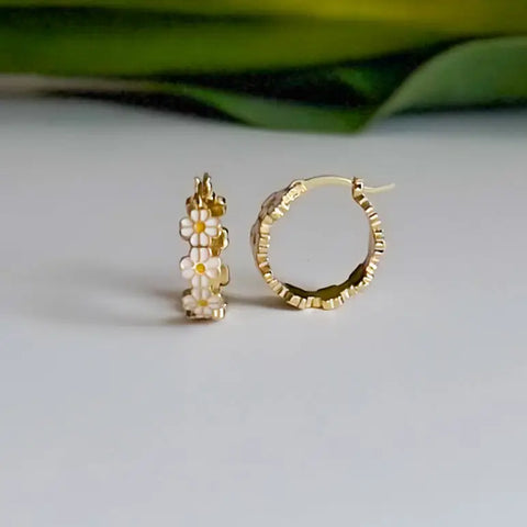 DAISY BABY hoop earrings