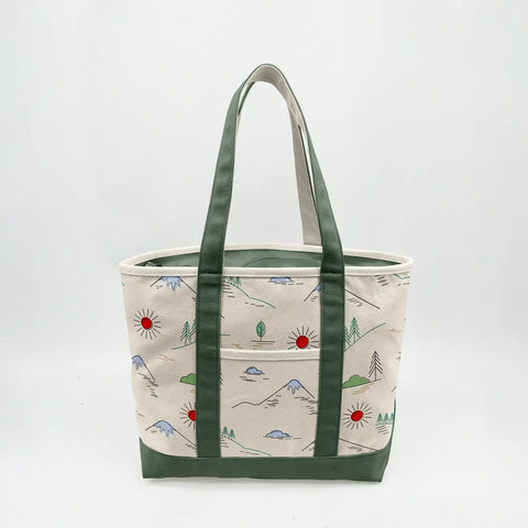 OUTDOOR ADVENTURE tote