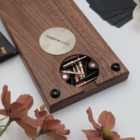 ONYX & WALNUT cribbage board