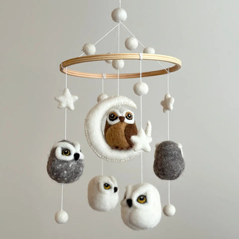 NIGHT OWL felt baby mobile