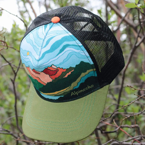 MOUNTAIN LAYERS trucker hat