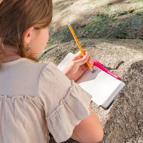 HUCKLEBERRY KIDS waterproof sketchbook